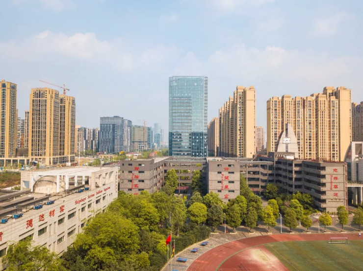 成都石室天府中學(xué)國際部學(xué)校環(huán)境