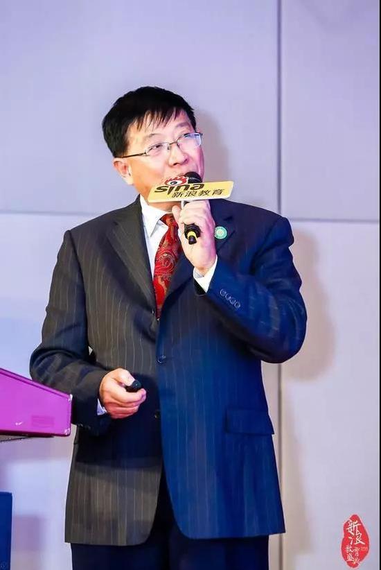包玉剛吳子健：國(guó)際學(xué)校的出路是發(fā)掘?qū)W生個(gè)性