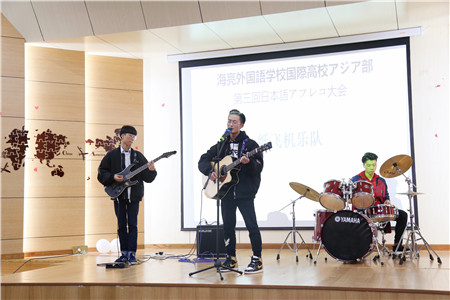 用聲音演繹經(jīng)典，感受語言的魅力