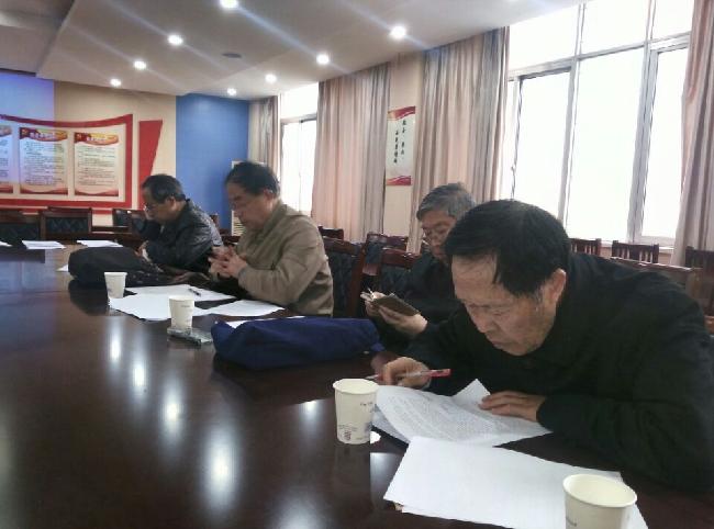領(lǐng)略名家風(fēng)采 鼓足學(xué)習(xí)干勁