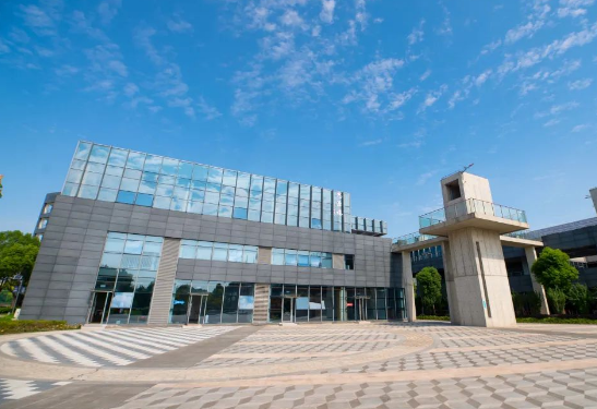 上海林國榮學校