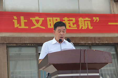 “讓夢(mèng)想起飛，讓文明起航”——我校隆重舉行2017學(xué)年開(kāi)學(xué)典禮