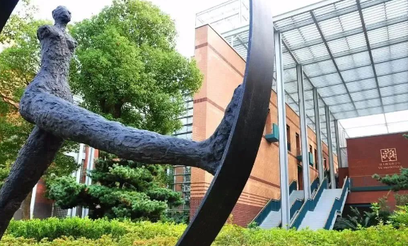 2024年上海包玉剛國(guó)際學(xué)校招生學(xué)費(fèi)是多少？