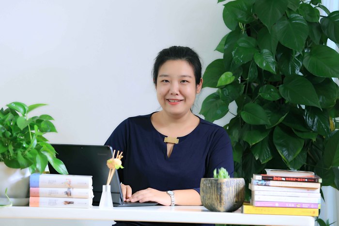 單帥 班主任 畢業(yè)于安陽師范學(xué)院英語專業(yè)，獲碩士學(xué)位。在校期間，獲得21世紀(jì)杯英語演講比賽河南賽區(qū)二等獎(jiǎng)、河南省研究生英語演講比賽二等獎(jiǎng)等榮譽(yù)。畢業(yè)后，先后任教于尼泊爾加德滿都大學(xué)附屬中學(xué)，美國北卡州公立高中。