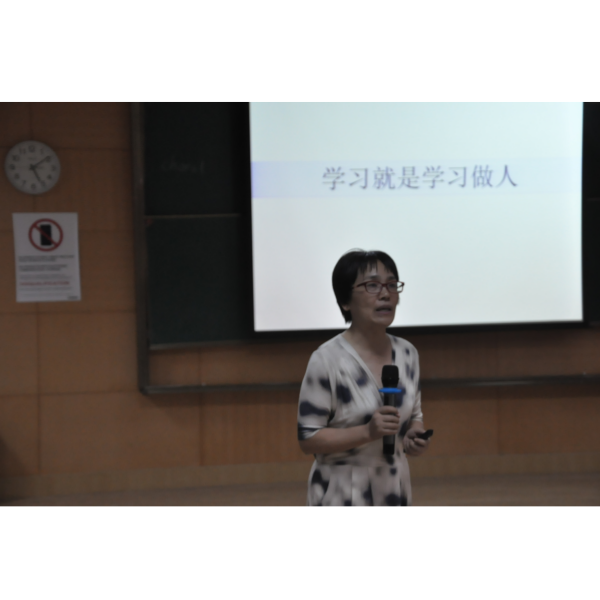 如何成為一個健康的人——MJ專題教育講座