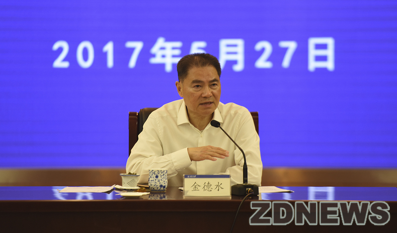 浙大召開黨委理論學(xué)習(xí)會(huì) 落實(shí)高校思想政治會(huì)議精神